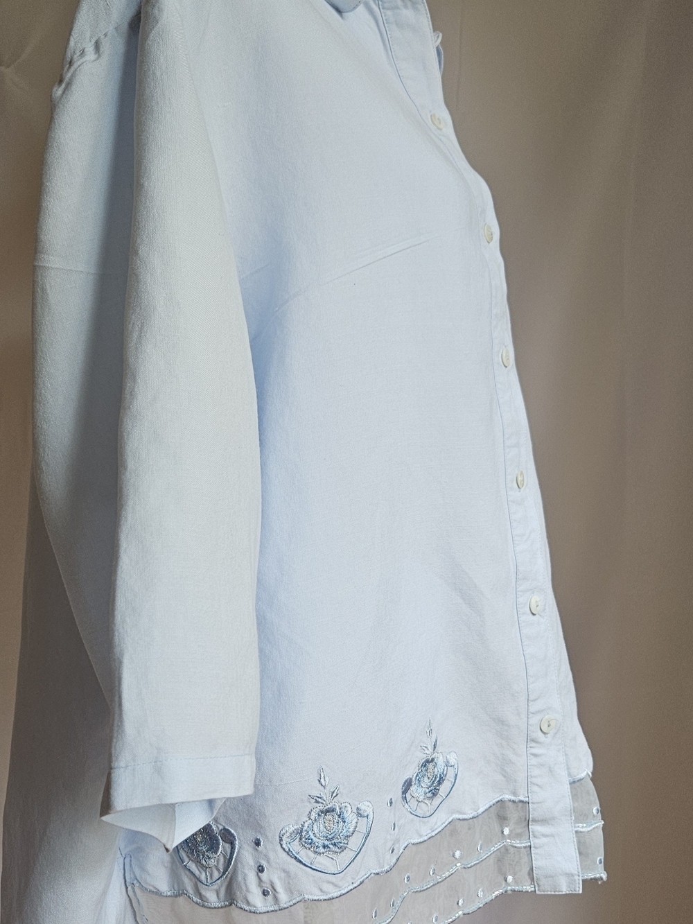 Dina K Woman Light Blue Embroidered Button Up Shirt Blouse Size 1X Ramie Viscos - Picture 3 of 11
